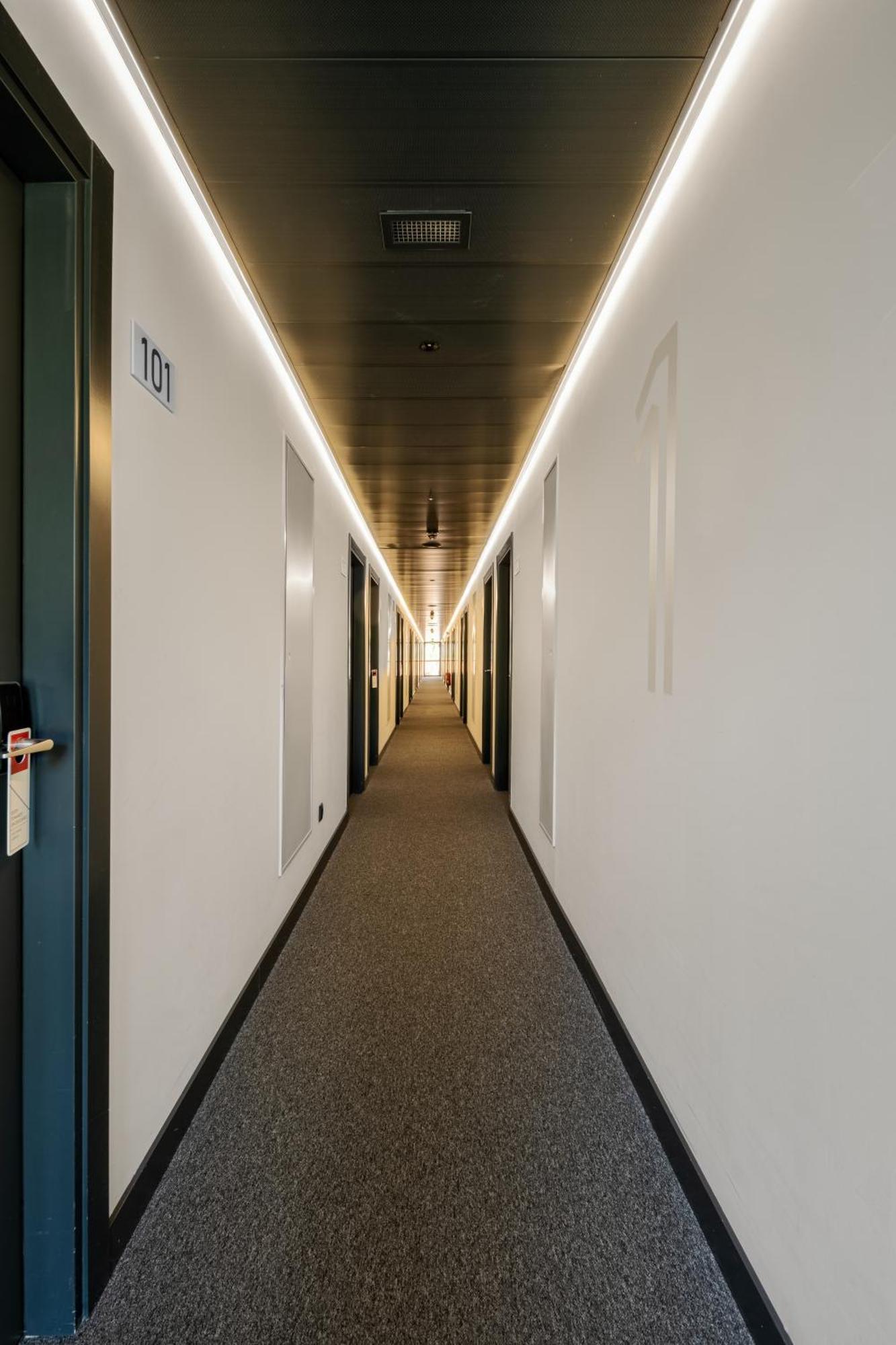 Ibis Budget Madrid Aeropuerto 외부 사진